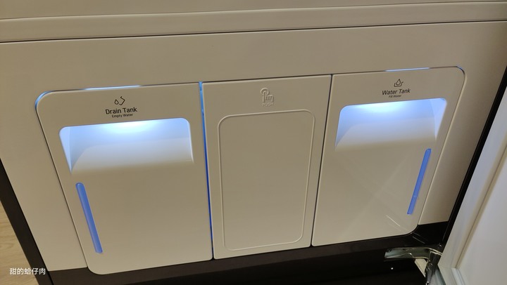 LG Styler 蒸氣電子衣櫥PLUS版 - 讓你的生活不再"濕"氣沉沉; 整日乾爽怡人 - By 甜的蛤仔肉