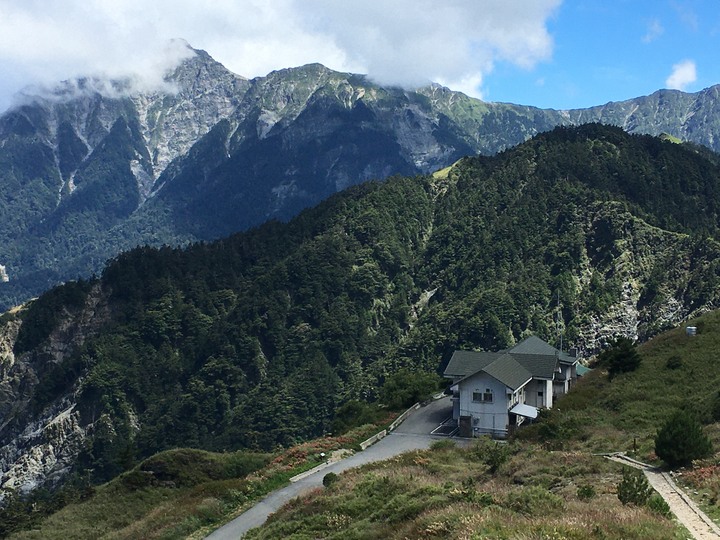 五座百岳一次走完--合歡群峰