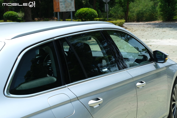 Škoda Octavia Combi 2.0TSI 4x4 金門試駕|品牌一哥現身秀實力,十項全能難以挑剔!