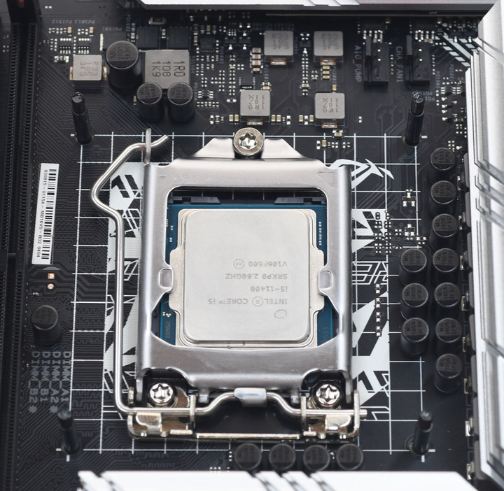 ID-COOLING SE-224-XT ARGB V2散熱器簡介及測試
