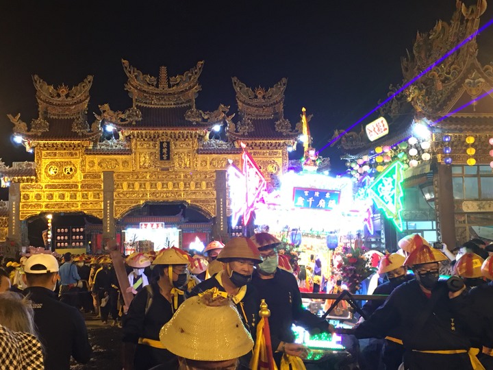王 的 巡 禮 - 東 港 迎 王