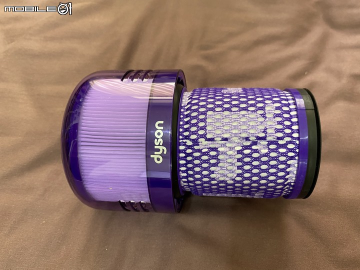 Dyson V12 Detect Slim Total Clean無線吸塵器，智慧雷射科技，微塵無所遁形