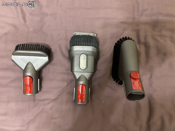 Dyson V12 Detect Slim Total Clean無線吸塵器，智慧雷射科技，微塵無所遁形