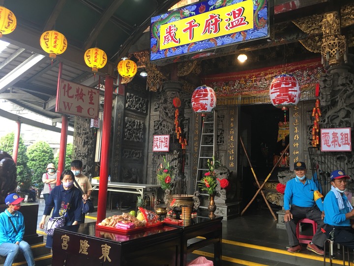 王 的 巡 禮 - 東 港 迎 王