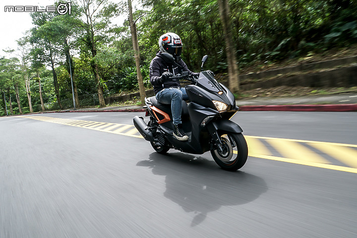 YAMAHA FORCE 2.0 TCS 試駕|安全配備齊全 都會鬥士再崛起