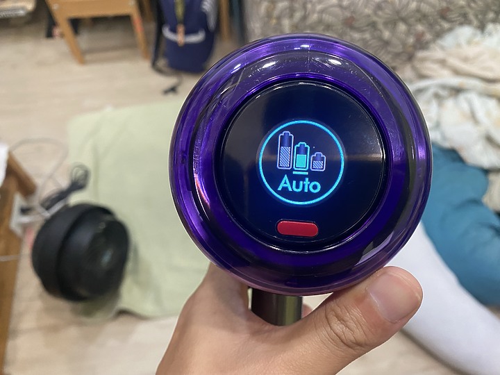 [體驗分享] Dyson/ V12 Detect™ Absolute Extra 完整再進化的手持吸塵好利器!!