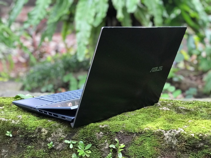 [OL 出任務 ] Zenbook UX 582 OLED 雙螢幕筆電，找出自我獨特的多工潮流