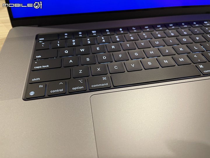 [開箱] MacBook Pro 16 M1 Max