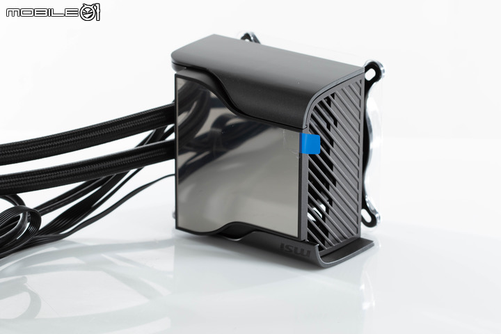 MSI Z690 Unify 主機板+S360 AIO 水冷媒體測試套組開箱 質感滿滿的誠意展現