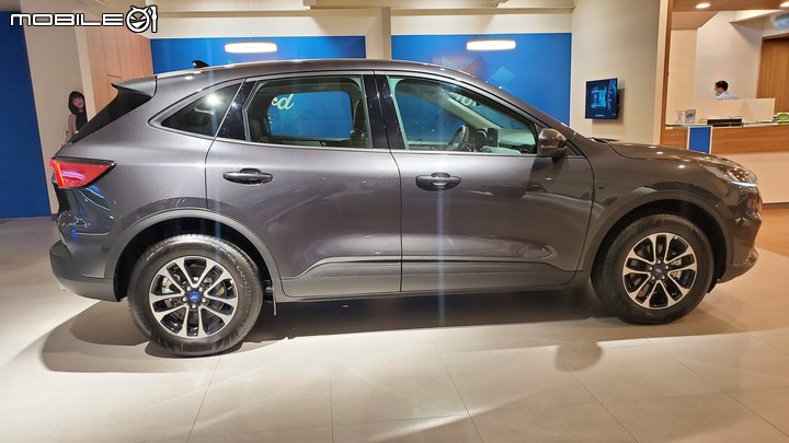 Ford KUGA LV2超質版展間快速賞車 90萬內SUV的CP值優選?