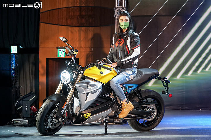 【採訪】MotoE 指定車商 Energica 台灣總代理上市!首發三級距 EGO+ RS、EVA EsseEsse 9+ 以及 EVA Ribelle RS 電動精品重機!
