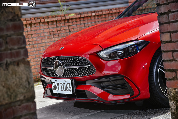 Mercedes-Benz新款C200 Estate運動版試駕|科技感倍增,再次建立全新高度!