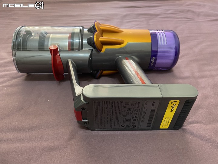 Dyson V12 Detect Slim Total Clean無線吸塵器，智慧雷射科技，微塵無所遁形