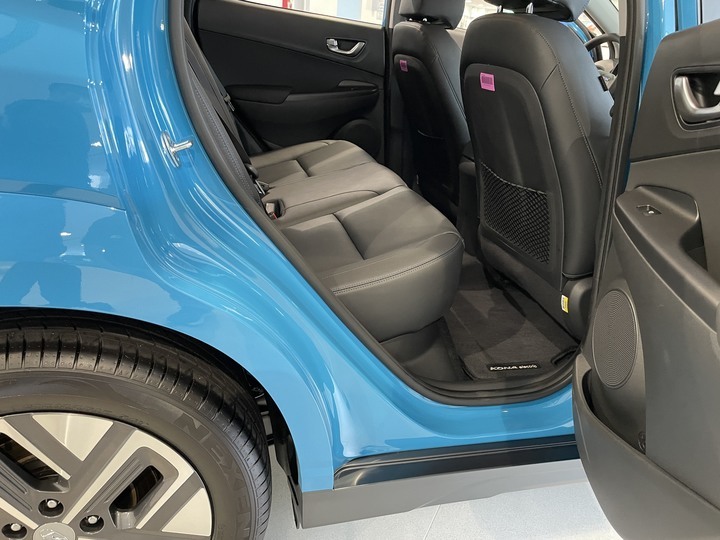 跟著老哥去看現代電動車~Kona Electric