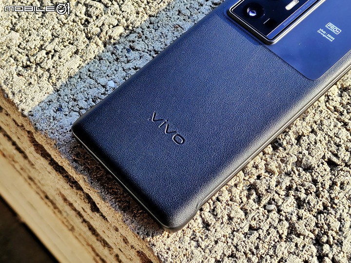 「 多圖開箱 」年度旗艦 Vivo X70 Pro+ 深度開箱實測 - 2021 最強旗艦手機王者、各方面都接近完美