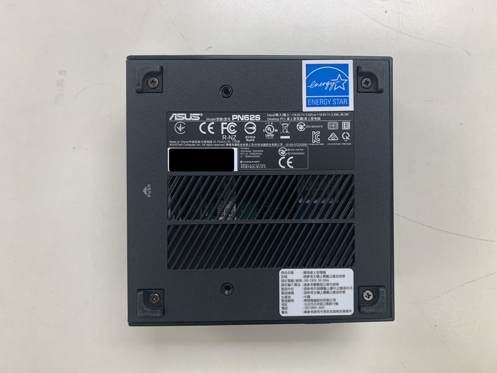 【開箱】簡易開箱ASUS PN62S MiniPC