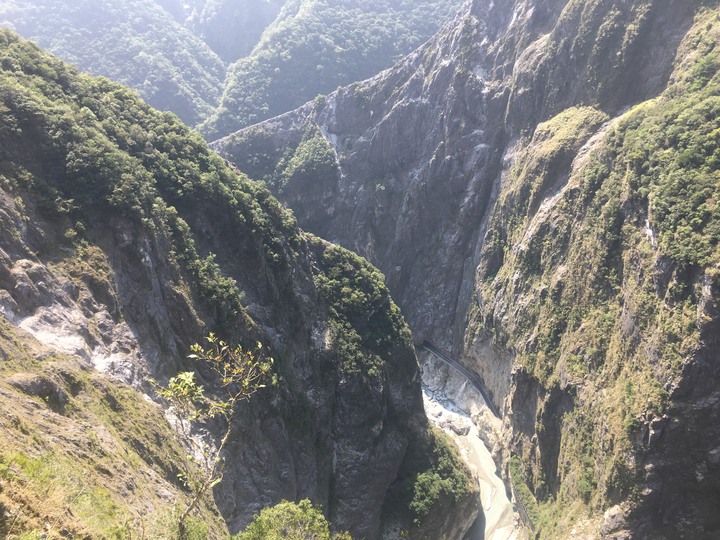 太魯閣健行一日遊,挑戰101高度的錐麓古道