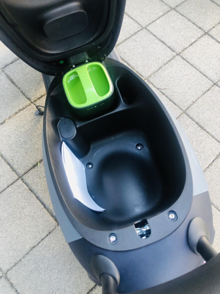 [分享] 業界最低價的50cc綠牌車 中華EZ1