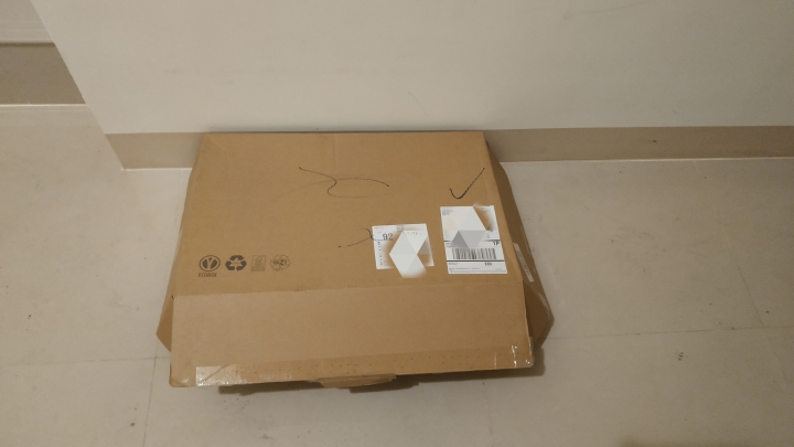開箱 Burberry 羊絨雙排扣風衣款外套