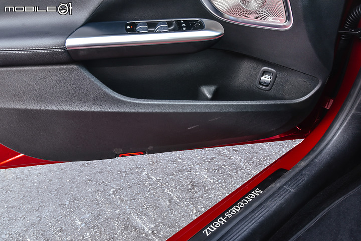 Mercedes-Benz新款C200 Estate運動版試駕|科技感倍增,再次建立全新高度!