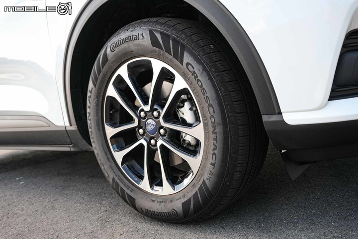 Ford Kuga / Focus車系LV2超質型試駕|配備有感升級,像是吃大碗免加錢那種爽快!