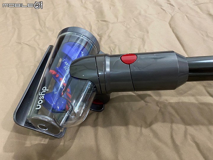 【開箱】還給我一塵不染的地板!!輕．美．科技感的Dyson V12 Detect™ Slim Total Clean吸塵器