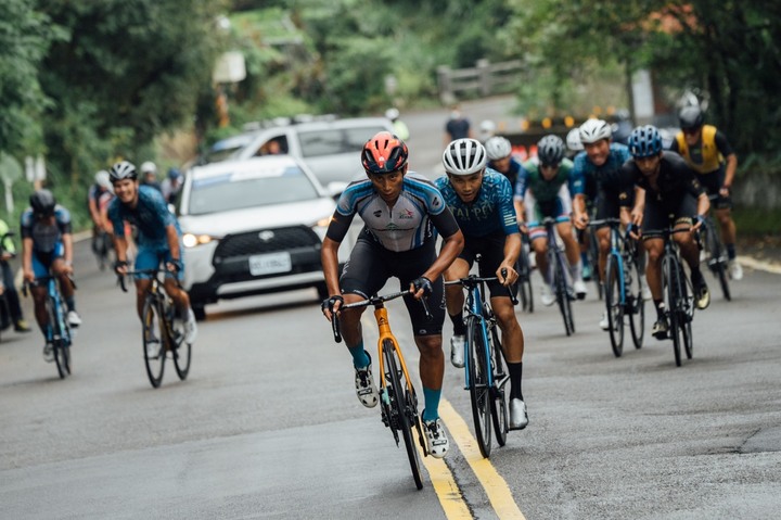 與7連霸擦肩 馮俊凱奪銀見證自由車板塊轉移