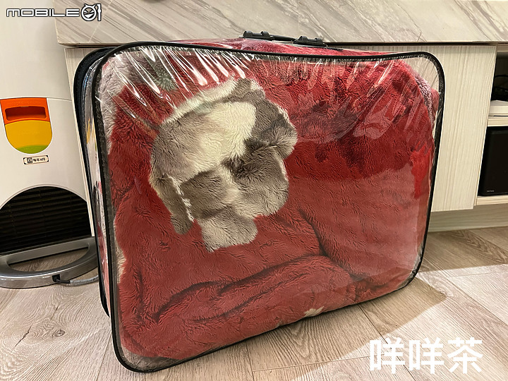點我看大圖 ★科技衣櫥翻轉你的健康新思路★LG styler 蒸氣電子衣櫥PLUS五件組試用心得 B723MR