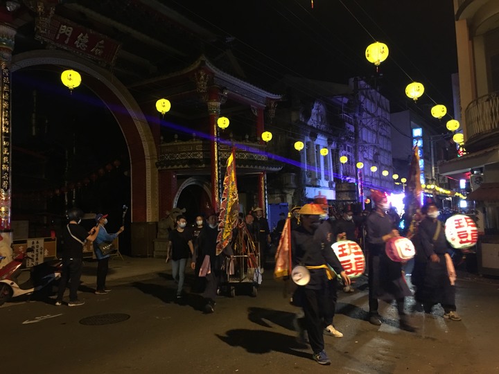 王 的 巡 禮 - 東 港 迎 王