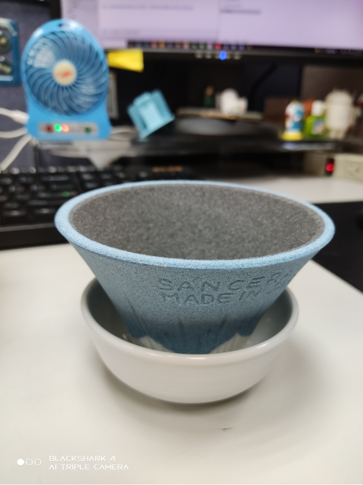 波佐見燒富士山濾杯小小開箱文
