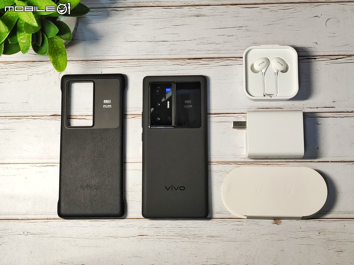 「 多圖開箱 」年度旗艦 Vivo X70 Pro+ 深度開箱實測 - 2021 最強旗艦手機王者、各方面都接近完美