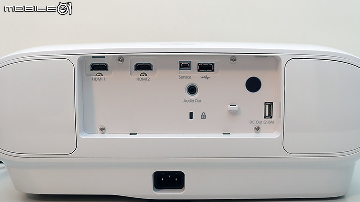 這次忍不住了，入手EPSON 4K PRO-UHD家庭劇院投影機簡易開箱！