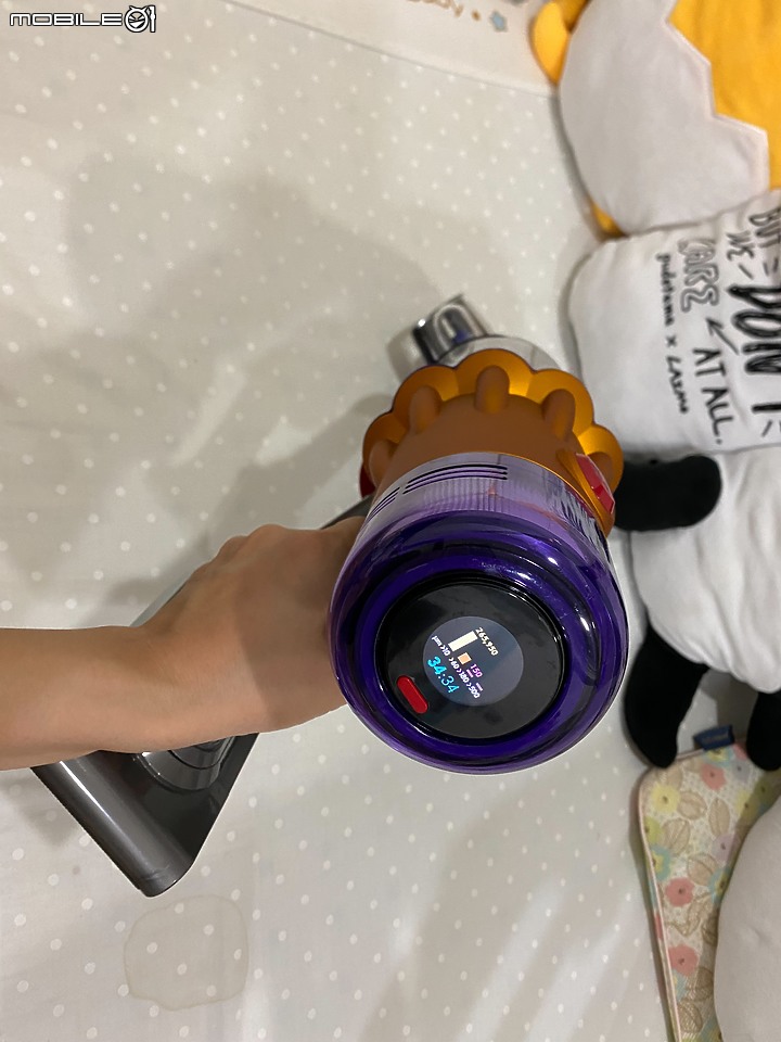 【開箱】還給我一塵不染的地板!!輕．美．科技感的Dyson V12 Detect™ Slim Total Clean吸塵器