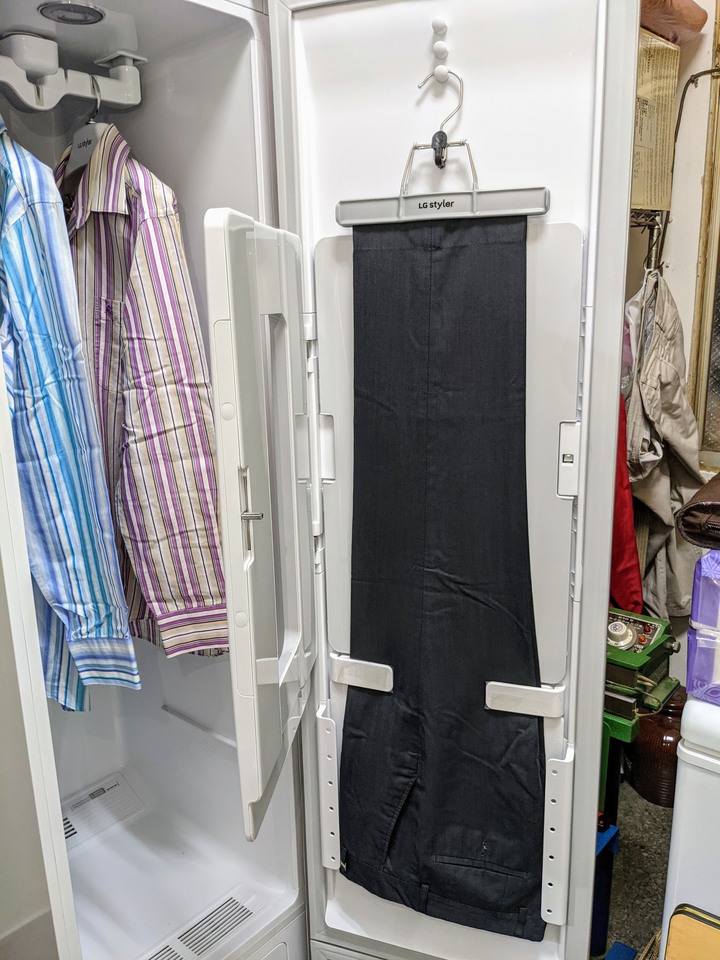 點我看大圖 【試用招募】LG styler輕乾洗,殺菌除蟎一把罩,亞麻紋象牙白 E523IR