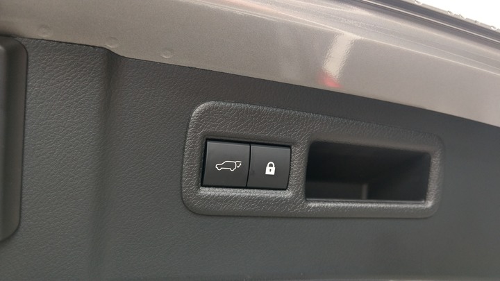 2021 Lexus NX 200折2X萬，開箱啦~