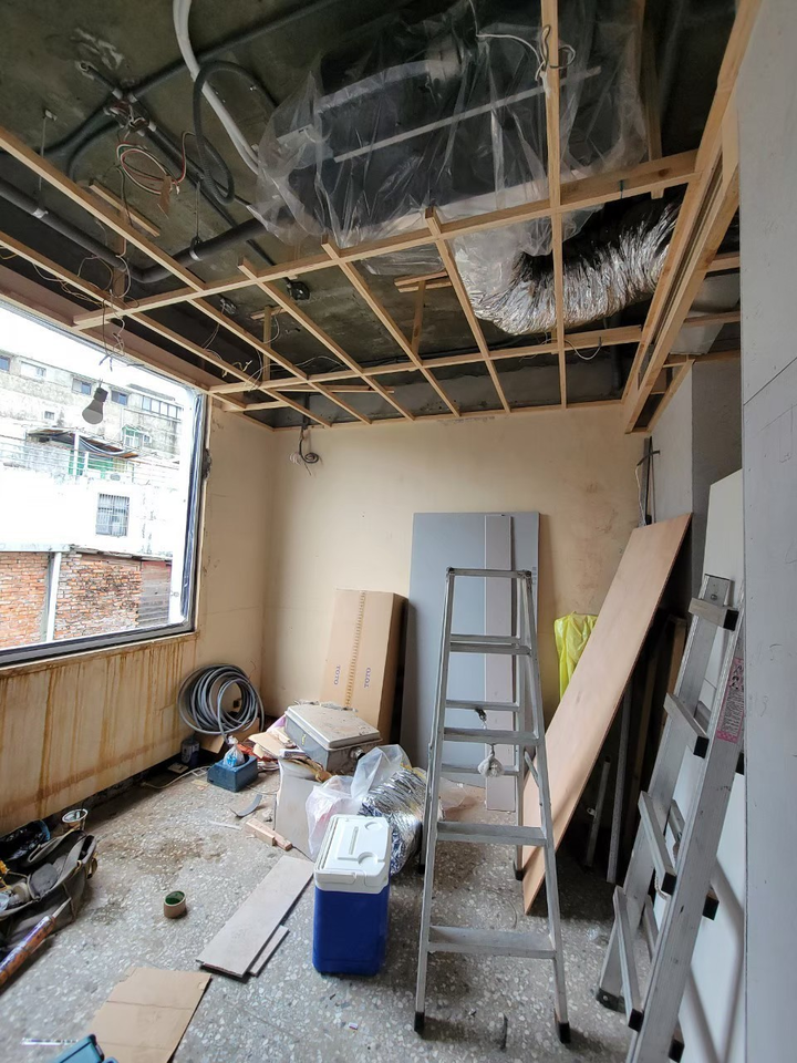 老屋翻新過程紀錄~冷氣、泥作防水