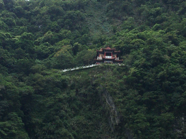 太魯閣健行一日遊，挑戰101高度的錐麓古道