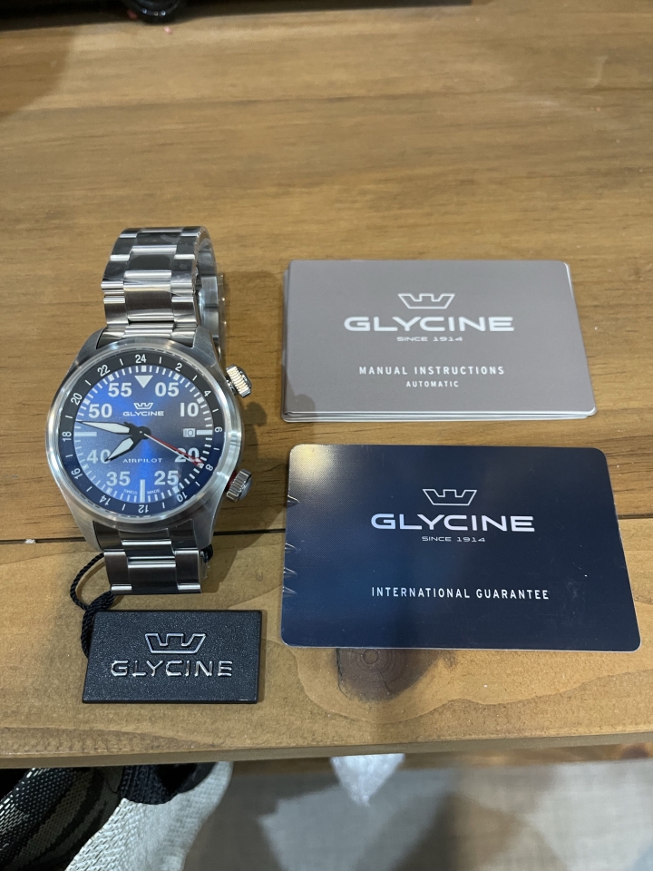 「開箱」Glycine AIRPILOT GMT watch