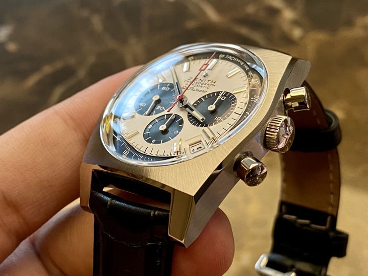 點我看大圖 Zenith A384 復刻版分享