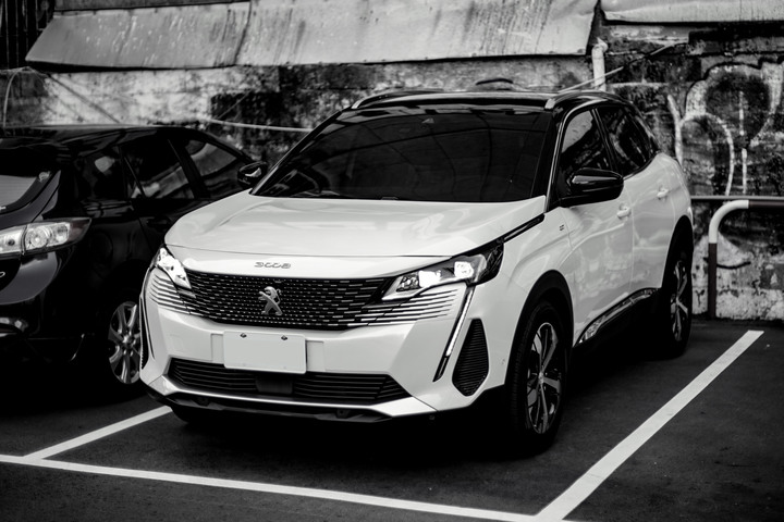 160萬的休旅選擇 2021 PEUGEOT 3008 1.6 GT