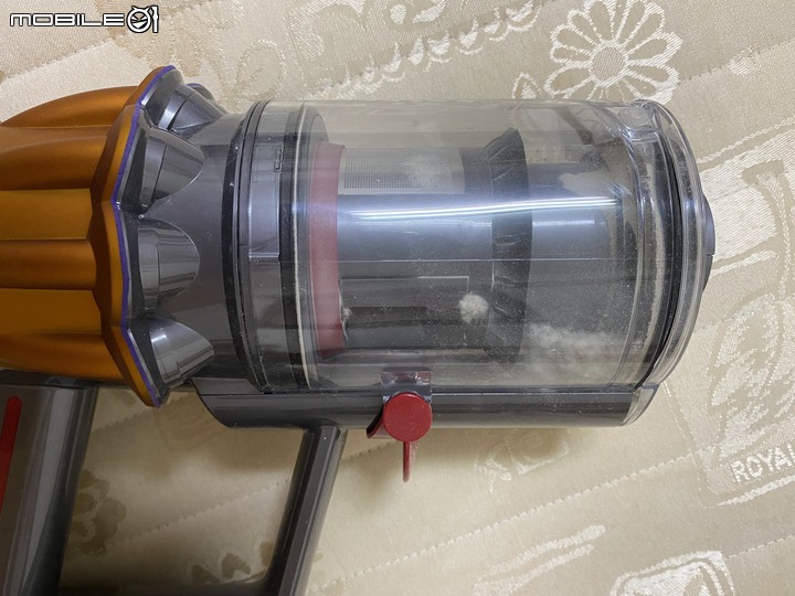 Dyson V12 Detect Slim Total Clean無線吸塵器，智慧雷射科技，微塵無所遁形