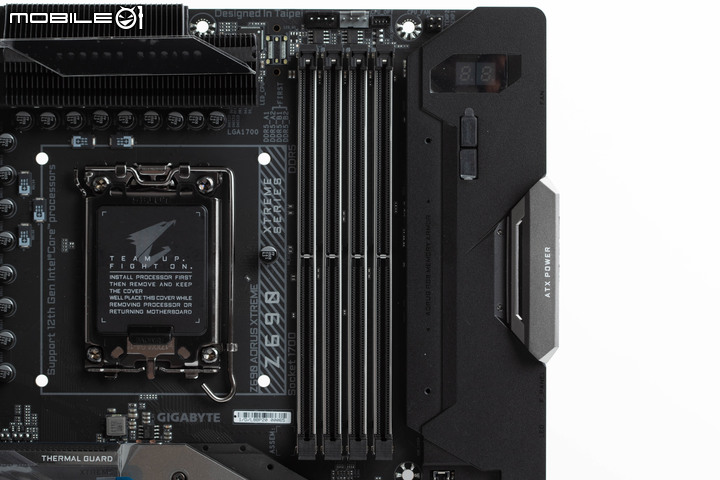Gigabyte Z690 AORUS XTREME 主機板外觀開箱 以全覆蓋裝甲創造頂級性能美感