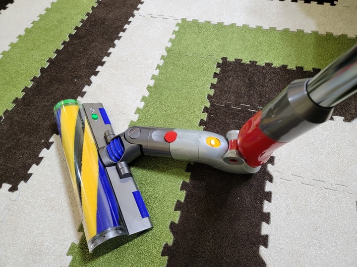 :::貓奴神器::: 雷射綠光偵測 Dyson V12 Detect Slim與7隻貓貓的邂逅