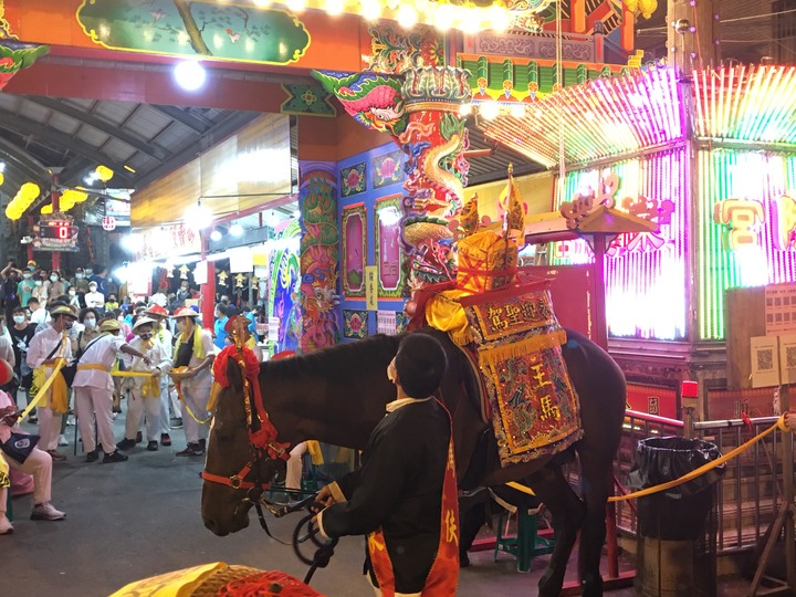 王 的 巡 禮 - 東 港 迎 王