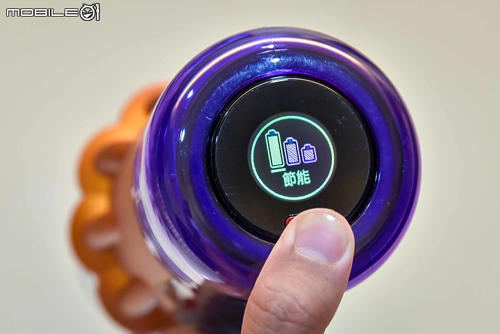 Dyson V12 Detect Slim Total Clean無線吸塵器試用｜貓奴必備清潔神器！(附V8 Slim比較)