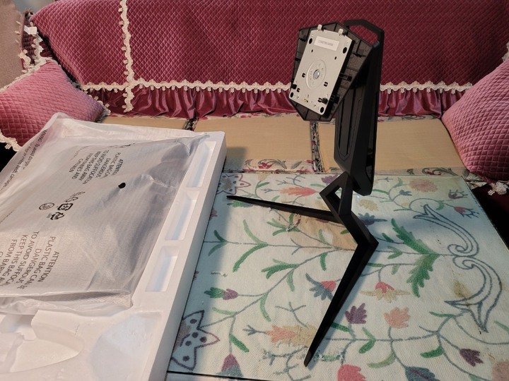 開箱 我的工作+遊戲全能 AORUS FI32U 4K電競螢幕