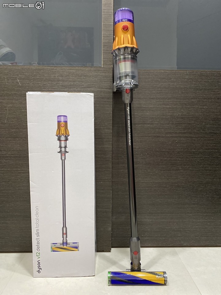 【開箱】還給我一塵不染的地板!!輕．美．科技感的Dyson V12 Detect™ Slim Total Clean吸塵器