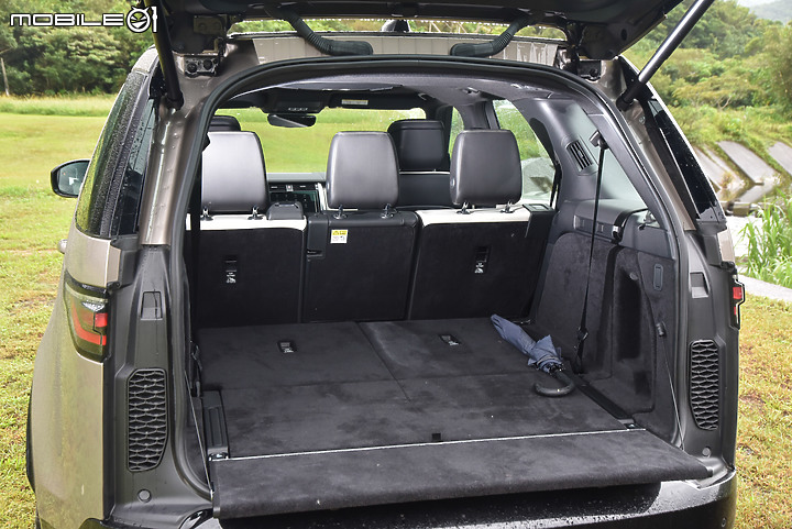 Land Rover Discovery D250 R-Dynamic SE小改款試駕|適合多人同享的豪華七座SUV!