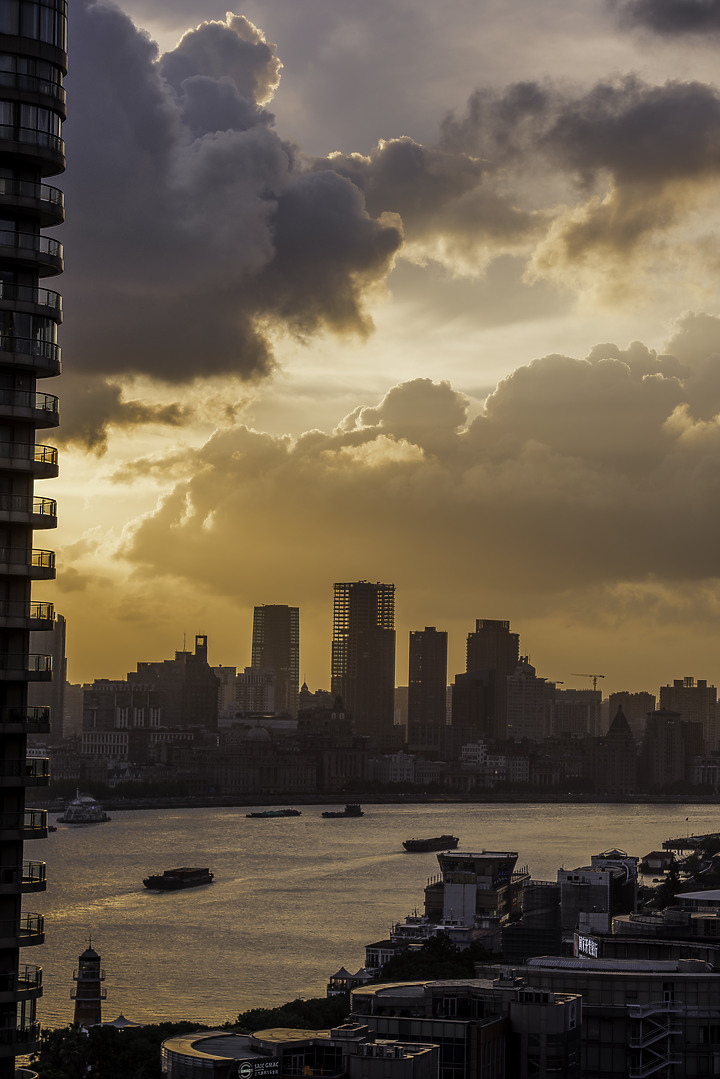 光與影的風雲際會（圖多）