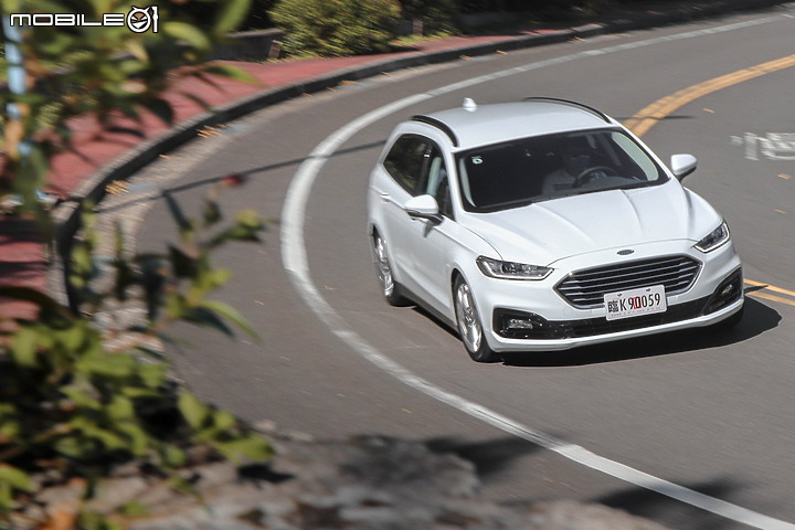 Ford Mondeo Hybrid Wagon試駕|沙場老將的最後殺手鐧!